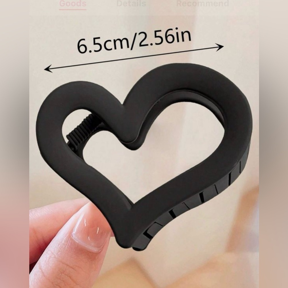 Black Heart Hair Clip